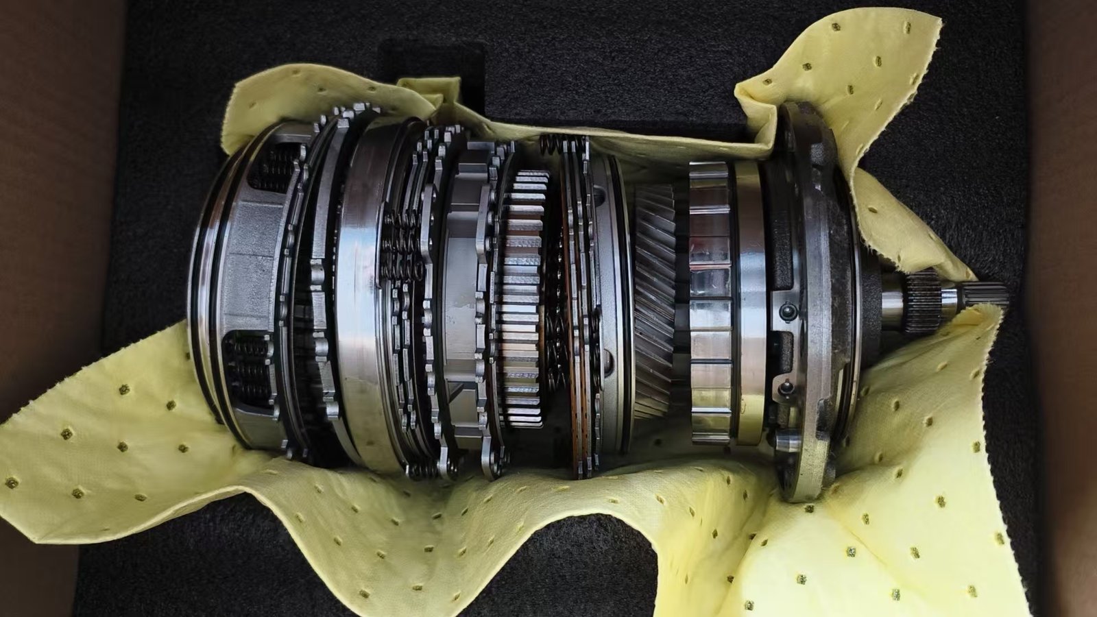 transmission assembly aw81 40le inter parts for toyota vios yaris corolla transmission assembly aw81 40le inter parts for toyota vios yaris corolla